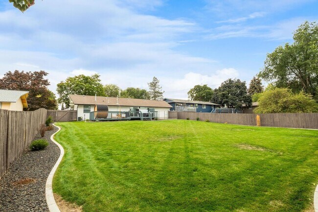 Building Photo - Charming 4BR House in Spokane Valley, Wash...