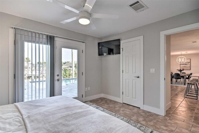 Building Photo - 4107 Coconut Terrace