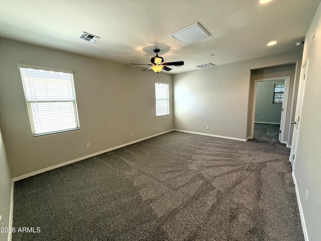 Building Photo - 9237 W Coolbrook Ave