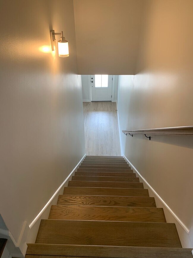 Building Photo - Northern Village