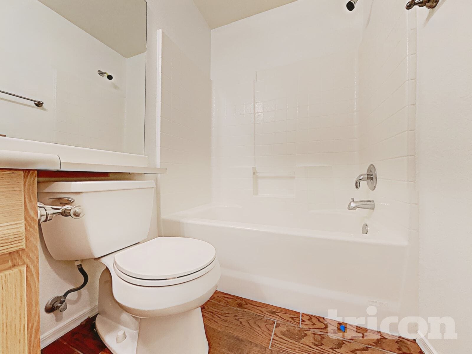 Building Photo - 873 E Geona St