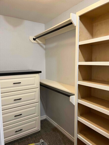 Building Photo - 16623 Stonerun