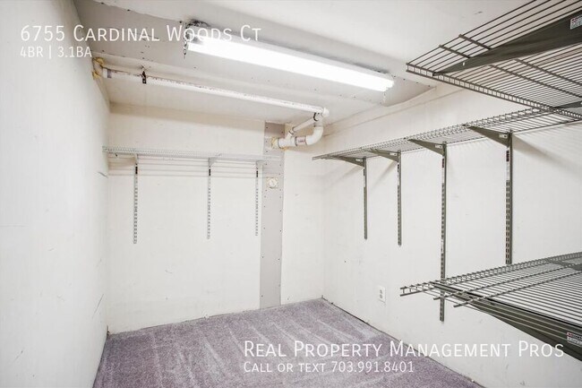 Building Photo - 6755 Cardinal Woods Ct