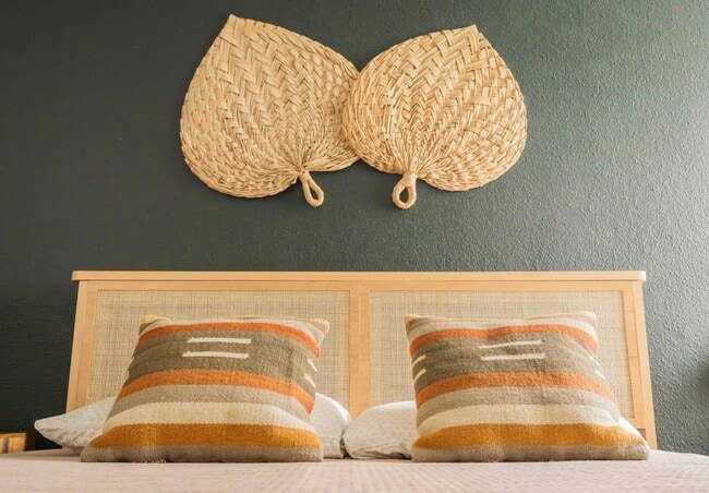 Building Photo - 84-575 Kili Dr