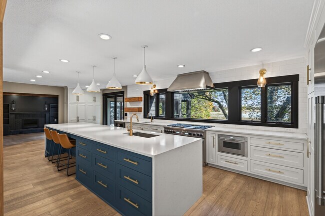 Building Photo - 15801 Andrie St NW