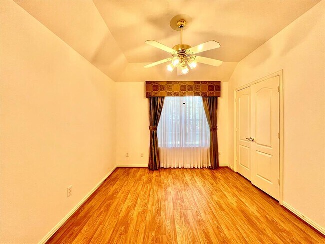 Building Photo - 4202 Grand Plantation Ln