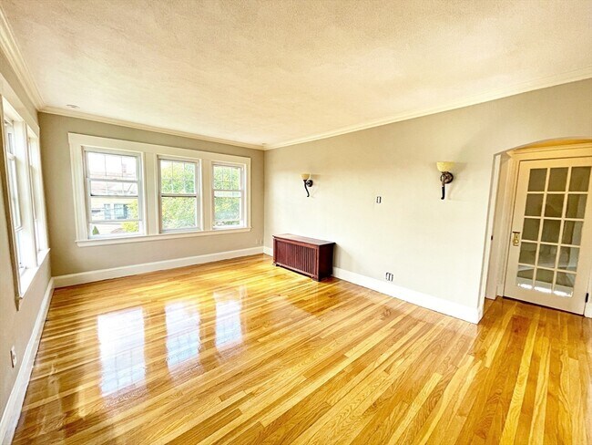 Building Photo - 15 Puritan Rd