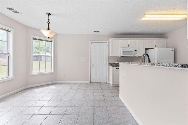 Building Photo - 3854 Wheaton Ct