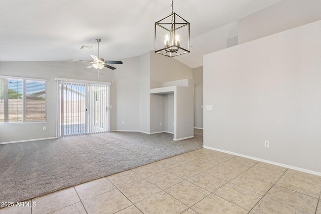 Building Photo - 1556 N Rockwell Ct