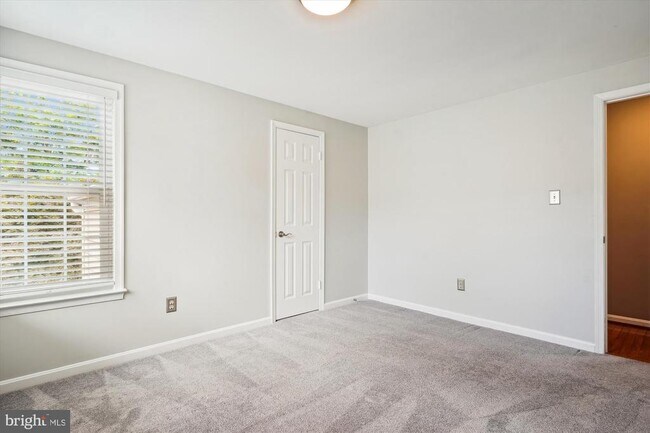 Building Photo - 7558 Cross Gate Ln