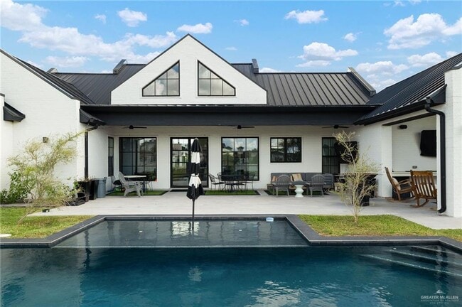 Building Photo - 34 Elk Run Dr