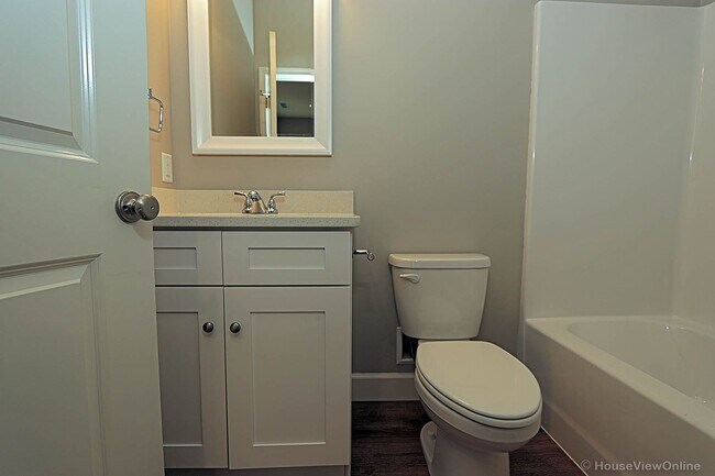 Building Photo - 1735 Dunklin St