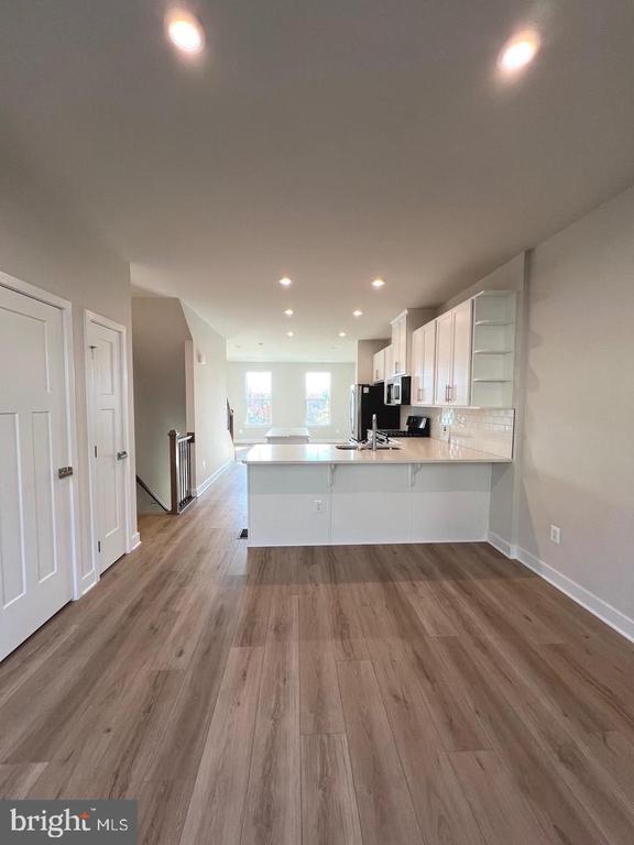 Building Photo - 4308 Ellipse Ter