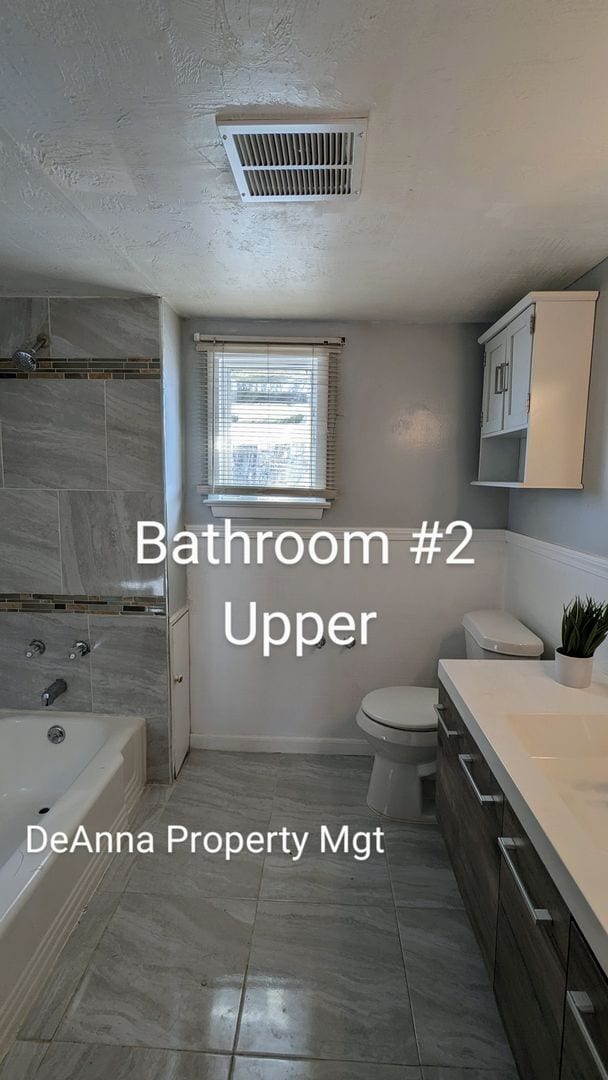 Building Photo - Euclid Single home -3 bedrooms 2 bathrooms