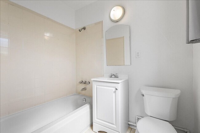 Building Photo - 1843-1847 E 25th St