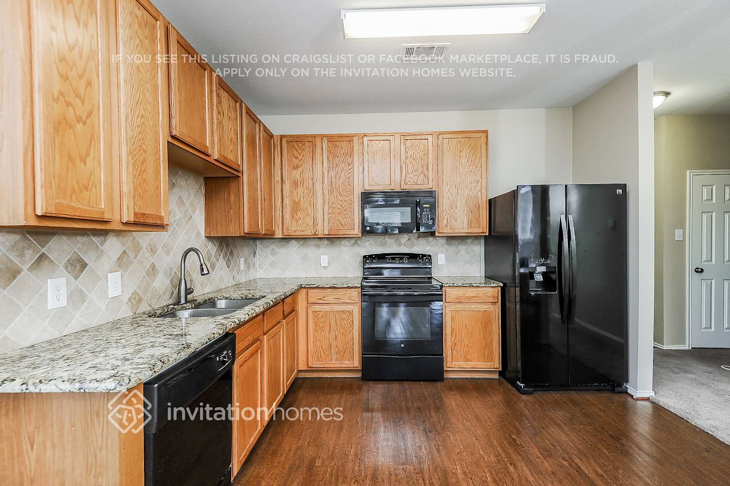 Building Photo - 5020 Raymond Dr