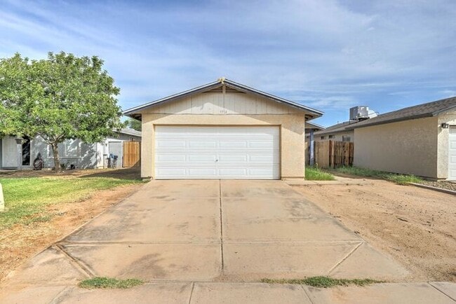 Building Photo - READY TO VIEW NOW! -Brand New Carpet & Pai...
