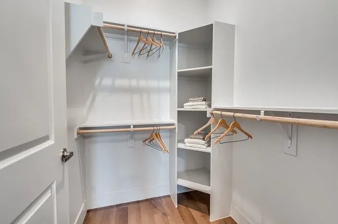 Building Photo - 8100 Brewer Blvd