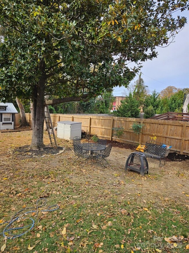 Building Photo - 4820 Gilmore Dr