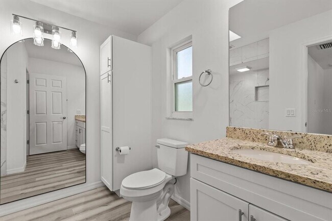 Building Photo - 1255 S Estate Point
