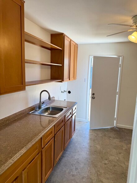 Building Photo - 3521 Clairemont Mesa Blvd