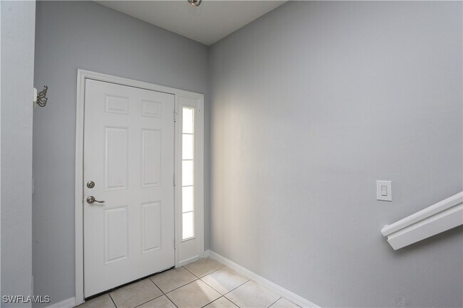 Building Photo - 937 Hampton Cir