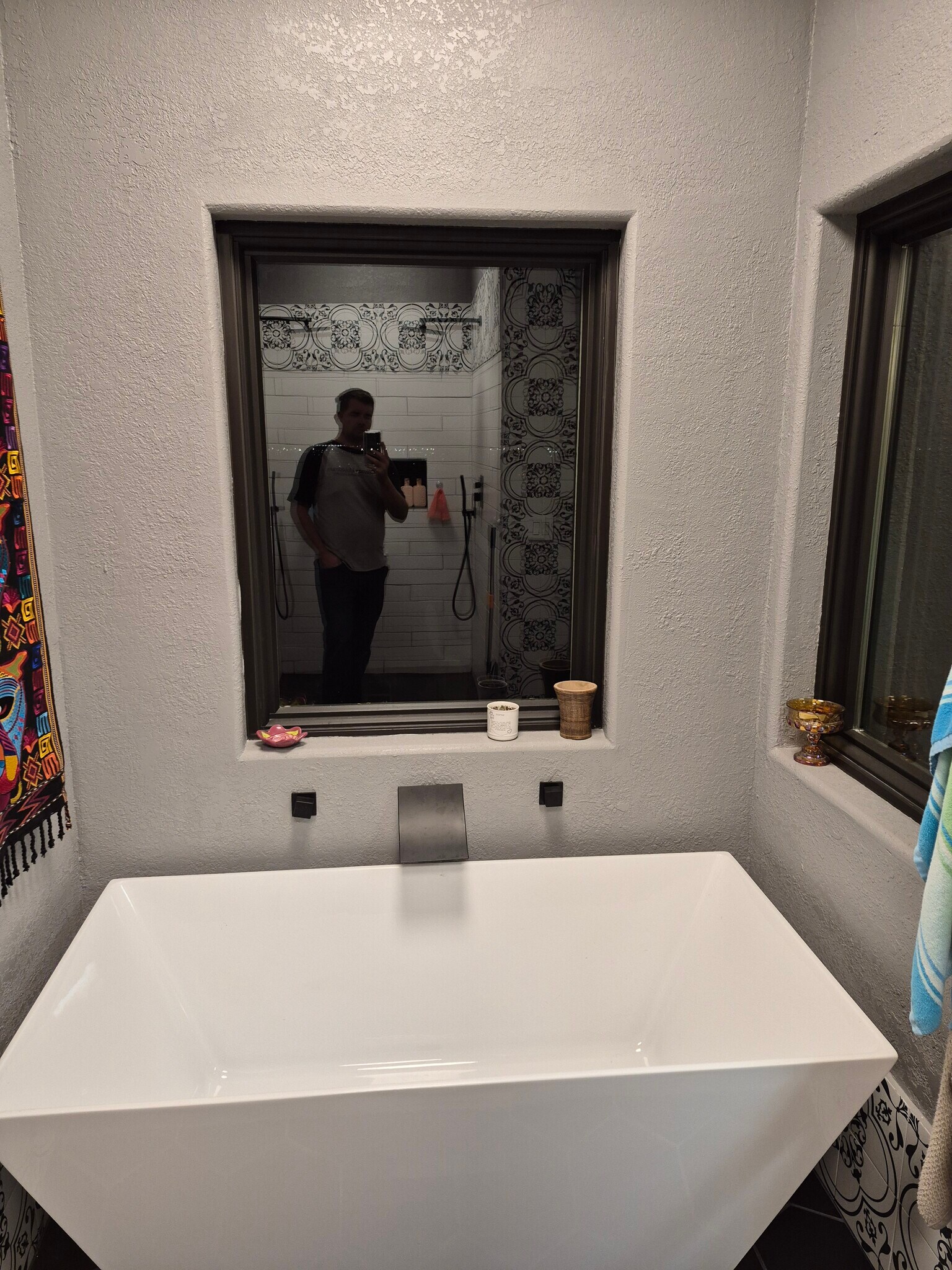 Building Photo - 2620 N Prospectors Rd