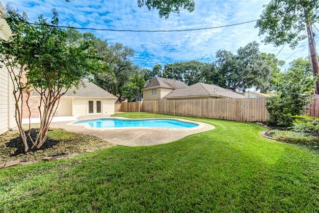 Building Photo - 9115 Taidswood Dr