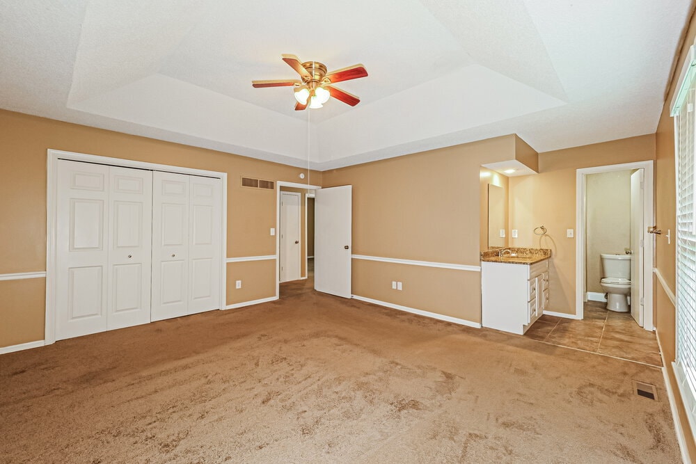 Building Photo - 9004 Arlington Ct