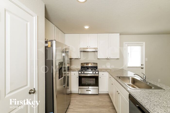 Building Photo - 755 Ambush Ridge