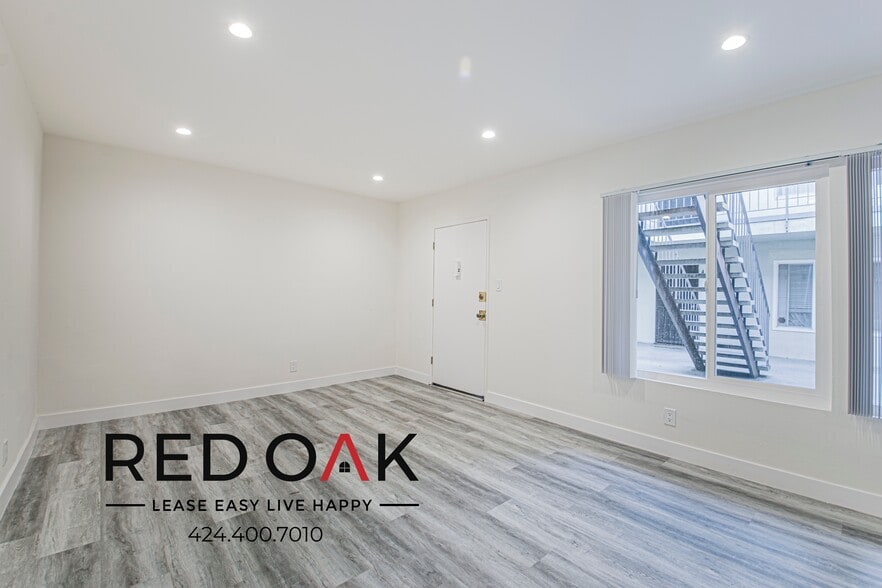 Building Photo - 1145 Elden Ave