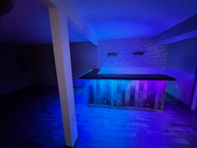 Building Photo - 1309 8th St NW