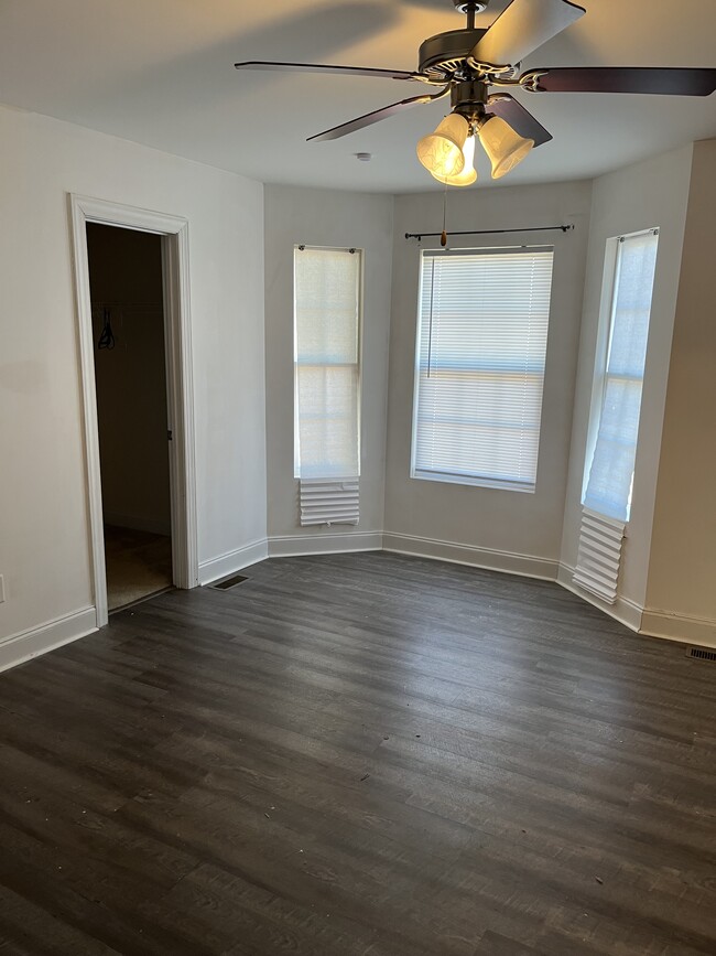 Building Photo - 36 Jumpmaster Dr