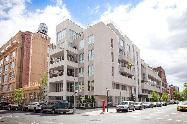 Building Photo - 125 N 10th St