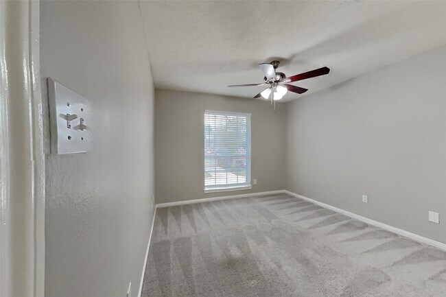 Building Photo - 19407 Water Point Trail