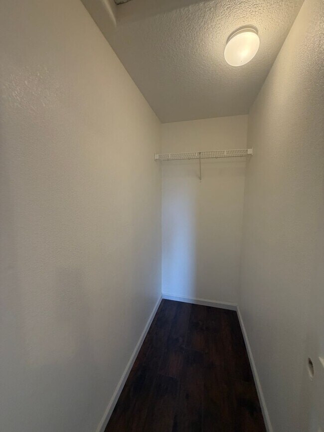 Building Photo - Chicoma Way 1832 NW