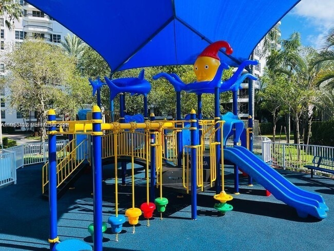 Building Photo - 3530 Mystic Pointe Dr