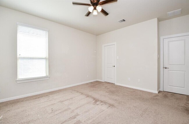 Building Photo - 25106 Sundance Park Ln