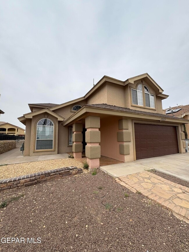 Primary Photo - 12625 Tierra Tigre Ave