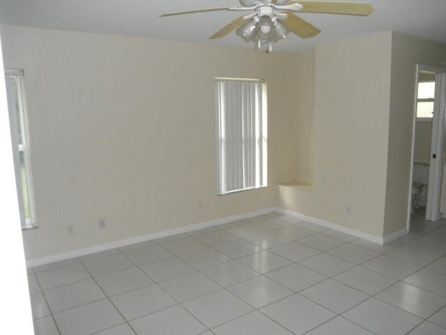 Building Photo - 15897 79th Ct N