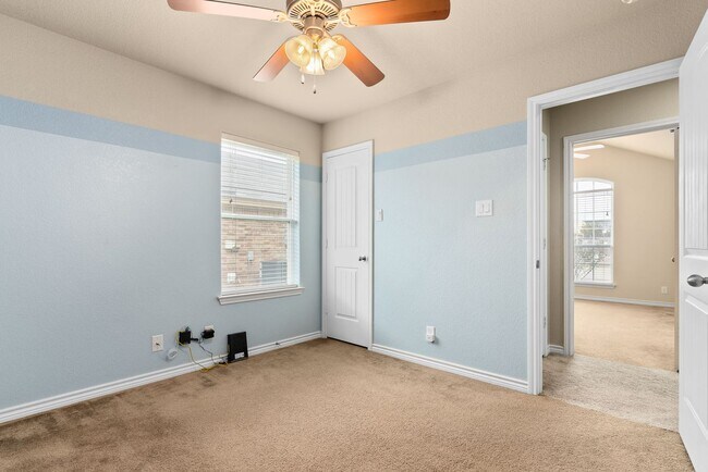 Building Photo - 2908 Montague County Dr