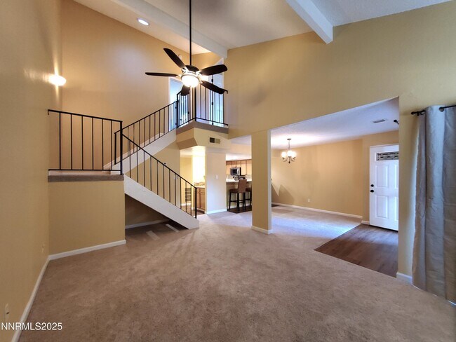 Building Photo - 986 Holman Way