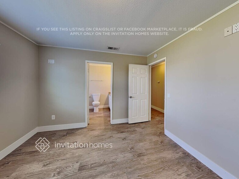 Building Photo - 1504 Cole Ave