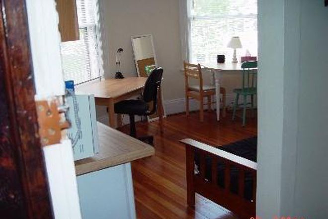 Building Photo - 30 Lawn St