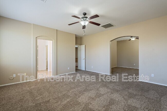 Building Photo - 43476 Caven Dr
