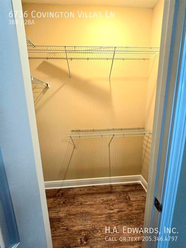 Building Photo - 6736 Covington Villas Ln