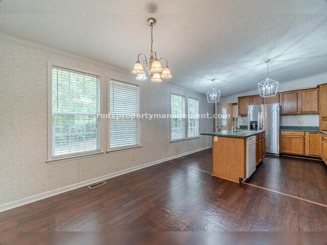 Building Photo - A COUNTRY DREAM! 4BR, 2BATH MANUFACTURED HOME, $1650./month