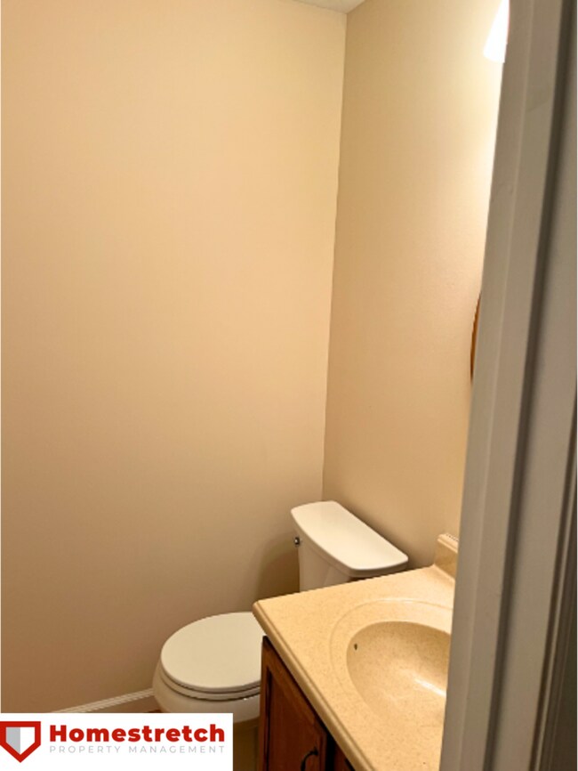 Building Photo - Beautiful 4 Bed 3 Bath Home For Immediate ...