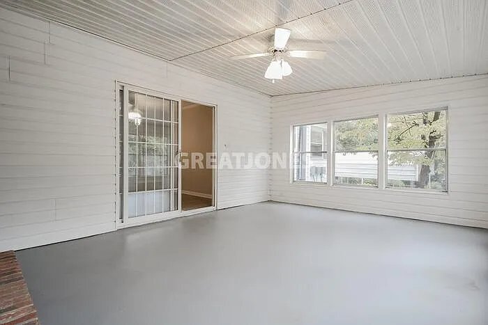 Building Photo - 109 Laurel St