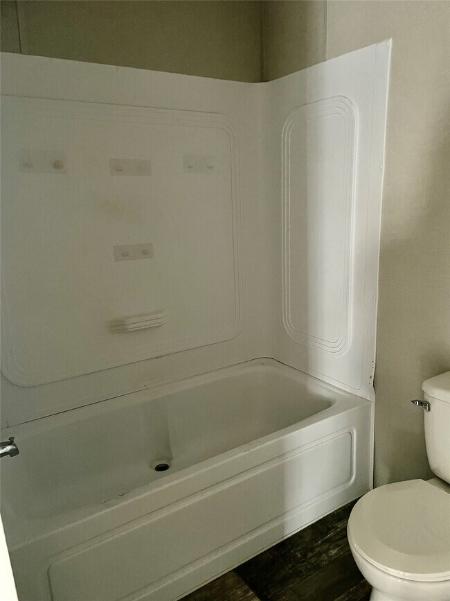 Building Photo - 2600 Horn Rd